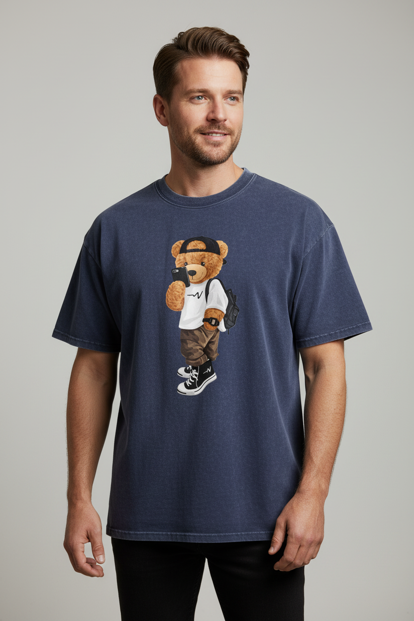 Teddy Bear Snow Washed – White Male Model